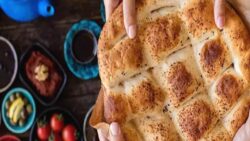 Diyetisyen Arslansoyu: Ramazan pidesini çok sıcak tüketmeyin