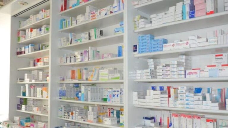 Eczacılar ilaç fiyat artışlarından aynı oranda yararlanacak