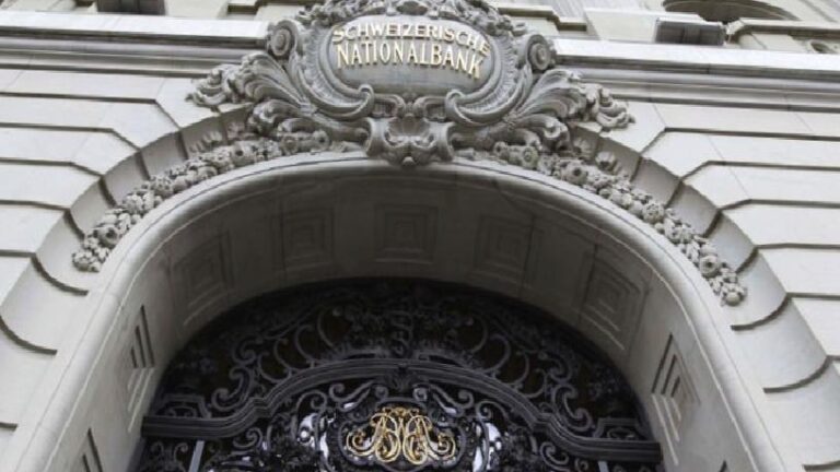 İsviçre Merkez Bankası’ndan faiz indirimi