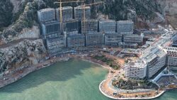 Marmaris Belediyesi’nden Sinpaş açıklaması: Yıkım süreci titizlikle takip edilmekte