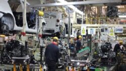 Otomotiv üretimi Şubat’ta da geriledi