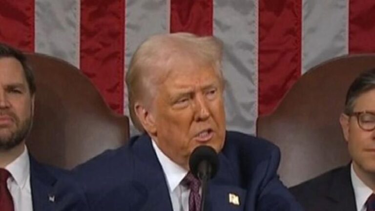 Trump ABD Kongresi’nde konuştu: Amerika geri döndü