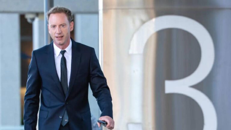 Avustralyalı siyasetçi David Speirs, uyuşturucu tedarik etmekten suçlu bulundu