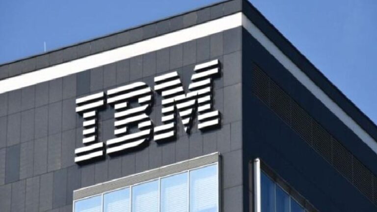 IBM’in geliri ilk çeyrekte arttı