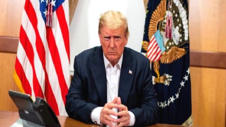 Trump, dünyanın merakla beklediği yeni gümrük tarifelerini açıkladı