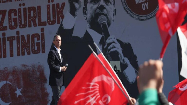 AKP’den CHP’nin “erken seçim” hamlesine yanıt: 2027 Kasım’a itiraz etmeyiz