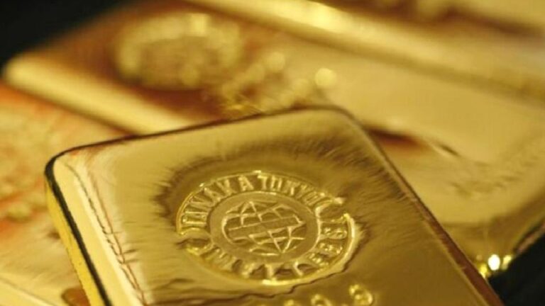 Altın Powell’in konuşması sonrası düşüşünü korudu