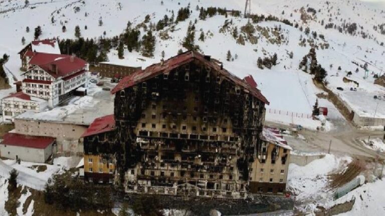 Bolu Kartalkaya’daki otel yangınında iddianame tamam: Otel sahipleri, şirket yöneticileri ve Bolu İl Özel İdaresi’ne ceza istendi, Kültür ve Çalışma Bakanlığı dosyası ayrıldı