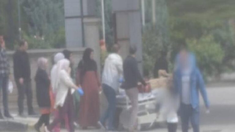 Diyarbakır’da bir kadın sokak ortasında doğum yaptı