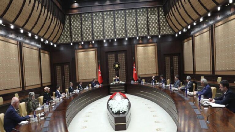Erdoğan’dan Politika Kurullarının başkanvekilleri ile toplantı: 2028 cumhurbaşkanlığı seçimleri vurgusu