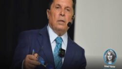 İdare Mahkemesi, görevden uzaklaştırılan Esenyurt Belediye Başkanı Ahmet Özer’in dosyasında kritik karara imza attı: Kayyım düzenlemesi için AYM’ye iptal başvurusu