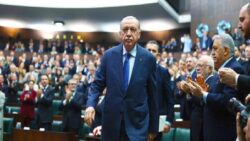 Kulis: AKP, Erdoğan’ın yeniden Cumhurbaşkanı adayı olabilmesi için yol haritasını belirledi
