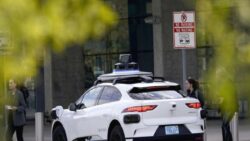 Waymo, robotaksi hizmetini Silikon Vadisi’nde genişletiyor