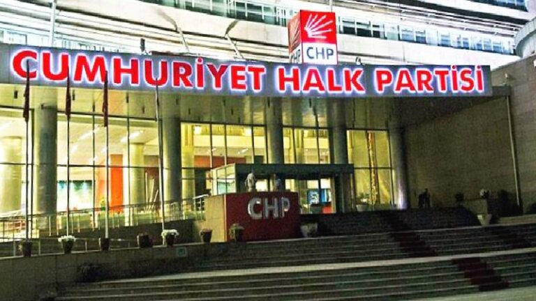 CHP, tüm il başkanlarını kurultay davasının görüleceği gün Ankara’ya çağırdı