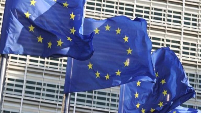 Euro Bölgesi’nde ekonomik güven tahminlerin aksine azaldı