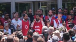 Fatih Altaylı’dan İzmir grevinde belediye ve sendikaya eleştiri: Bizdeki ‘cahil’ sendika anlayışına sendika diyemeyiz