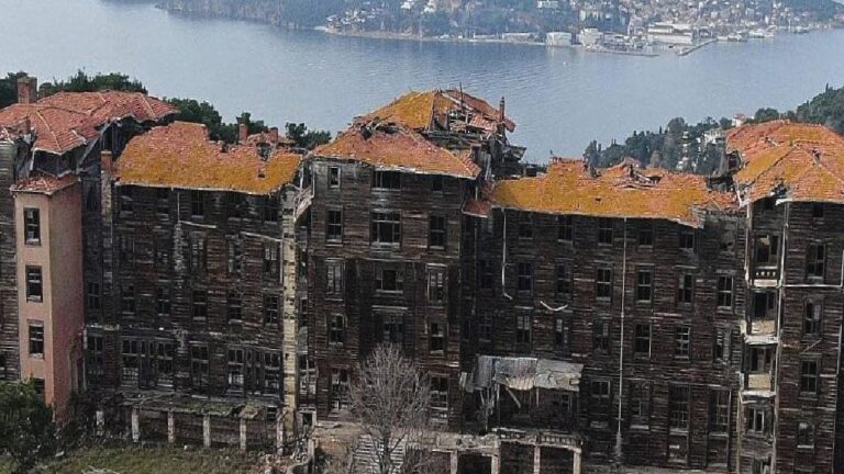Fener Rum Patrikhanesi, Rum Yetimhanesi’ni otel yapmaya karar verdi
