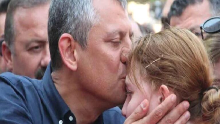 Ferdi Zeyrek’in kızı Nehir Zeyrek’i üniversite sınavına Özgür Özel götürecek