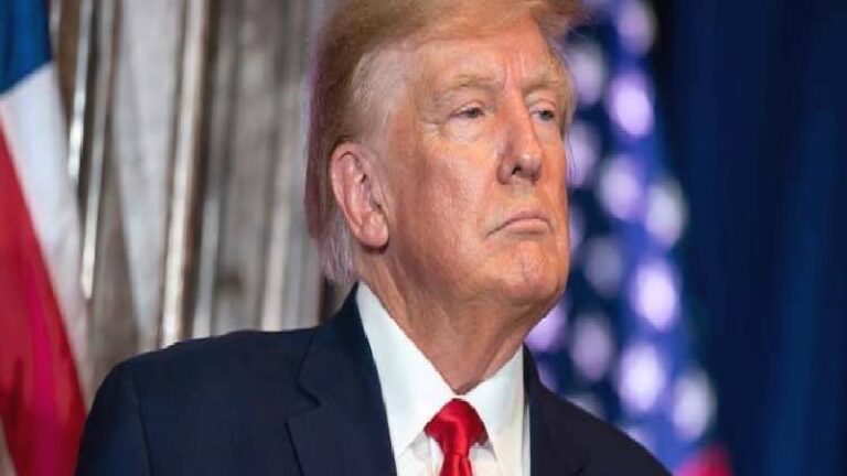 Trump: İran ve İsrail tam ateşkeste anlaştı, 6 saat sonra ateşkes başlayacak