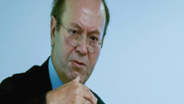 Yeni Şafak yazarı Kaplan: Yolsuzluk soruşturması olan AK Partili belediye başkanlarını içeri atmazsanız, İmamoğlu’nu kahraman, CHP’yi de güçlü iktidar yaparsınız!