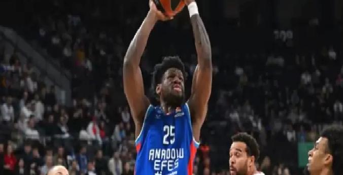 Anadolu Efes ayrılığı açıkladı, yeni takımına imza attı