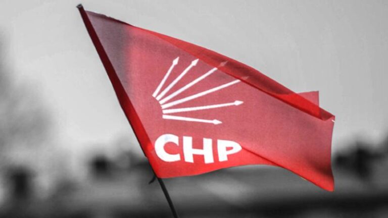 CHP: Seçilmişlerimize yapılan saldırıya sessiz kalmayacağız, geri adım atmayacağız!