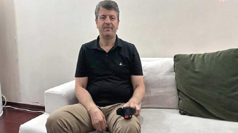Ev hapsi kaldırılan Adıyaman Belediye Başkanı Tutdere’nin elektronik kelepçesi çıkarıldı: Umudum ve dileğim; görevime dönerek halkımıza hizmet etmektir