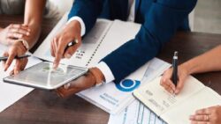 Finansal hizmetler güven endeksi 10 ayın en düşük seviyesinde
