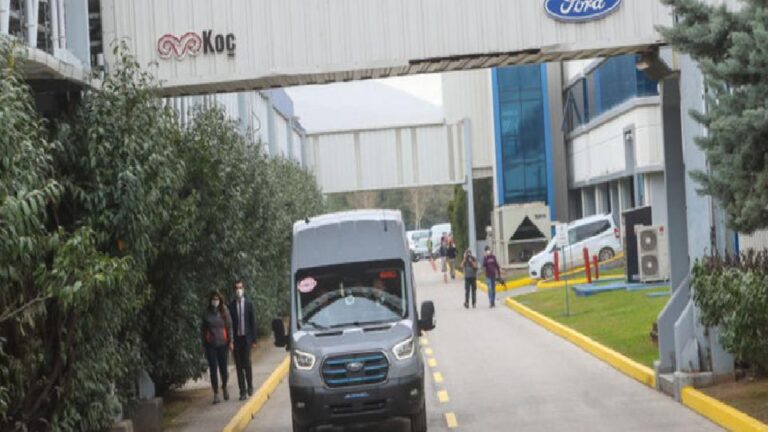 Ford Otosan’da üretime tatil arası