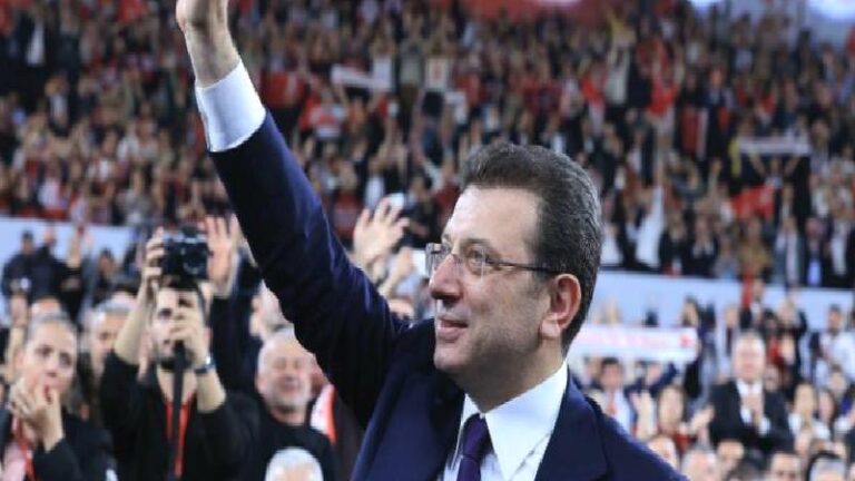 İmamoğlu Silivri’den Büyükçekmecelilere seslendi: Benim, Hasan başkanımızın ve diğer CHP’li belediye başkanlarımızın hapiste olmasının nedeni açıktır