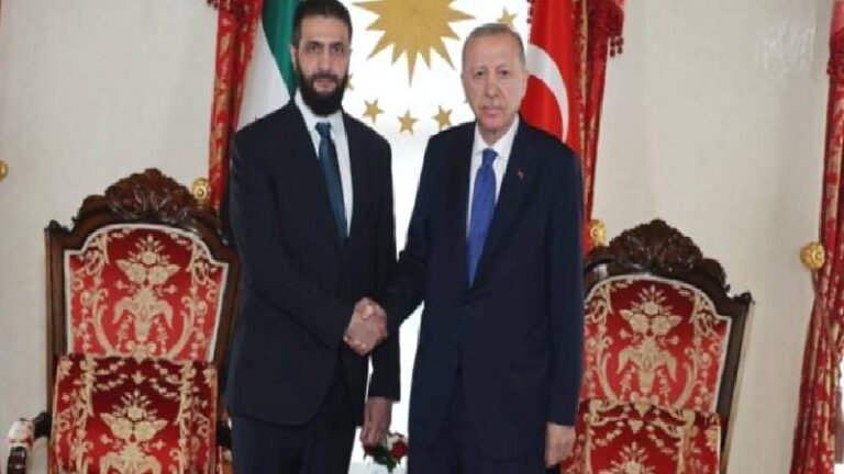 Murat Yetkin: Şara kendisini iktidara taşıyan gruplara da HTŞ’ye de hâkim olamıyor, bunun faturasını Türkiye’ye çıkarmak isteyenler var