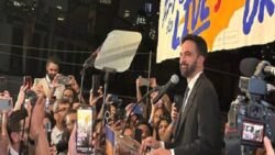 New York belediye başkanlığı ön seçimini kazanan Mamdani’den Trump’ın ‘sınır dışı edilir’ açıklamasına tepki: Tehditlerine boyun eğmiyorum