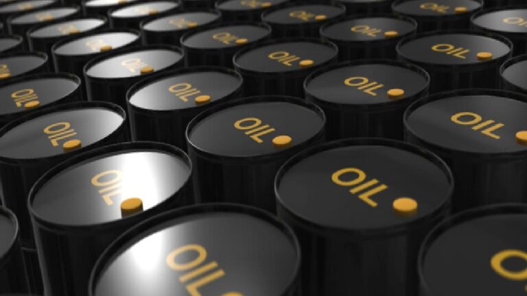 Petrolde Trump’tan yeni yaptırım sinyali