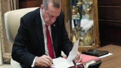 Sağlık Bakanlığı Bakan Yardımcılığına ve 4 üniversitenin rektörlüğüne yapılan atamalar Resmi Gazete’de