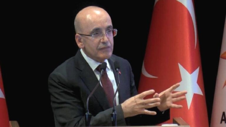 Şimşek: 18 bin mükellefimiz vergi matrahını 32 milyar lira artırdı