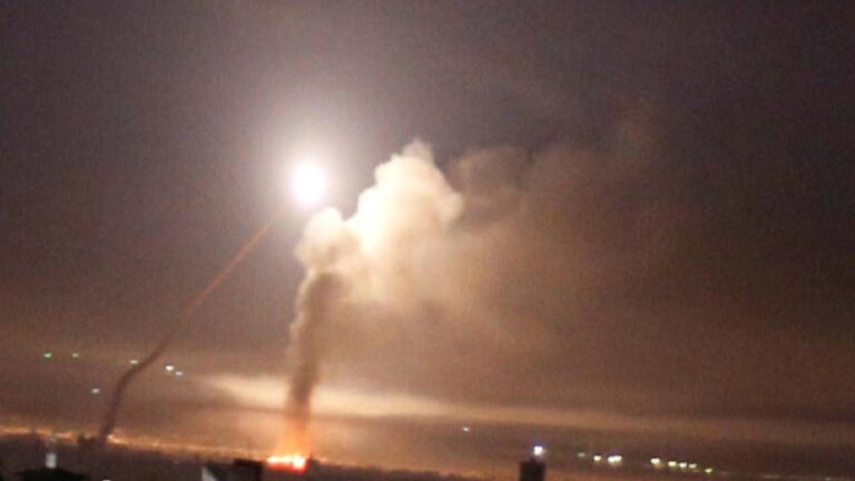 SNHR: Süveyda’da ölümleri belgelenenlerin sayısı 426’ya yükseldi!