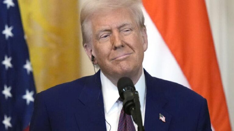 Trump, Meksika’ya uygulanan mevcut tarifeleri 90 gün süreyle uzattı