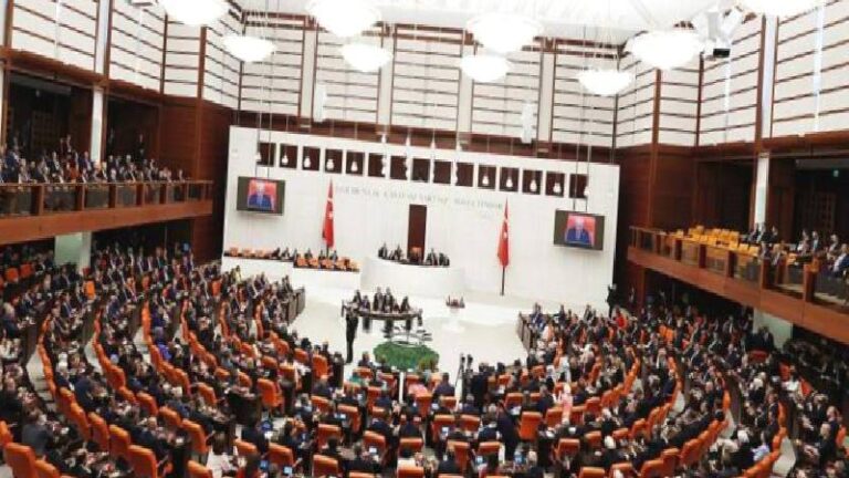 Yeni çözüm sürecinde gözler Meclis’te, bu hafta partilerden üye istenecek: Kurulacak komisyonun ismi ne olacak, ilk hangi konular gündeme alınacak?