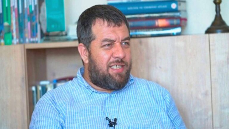 Yeni Şafak yazarı İsmail Kılıçarslan: AK Partili liberaller, Leman krizinde dünyanın kaç bucak olduğunu bir kez daha gördüler