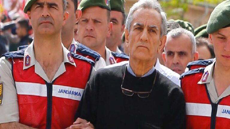 Akın Öztürk: 15 Temmuz önlenirdi ama 2.5 saat refleks göstermediler, Hulusi Akar ve Yaşar Güler işi bana yıktı; Uludere emrini vereni de açıklayacağım!