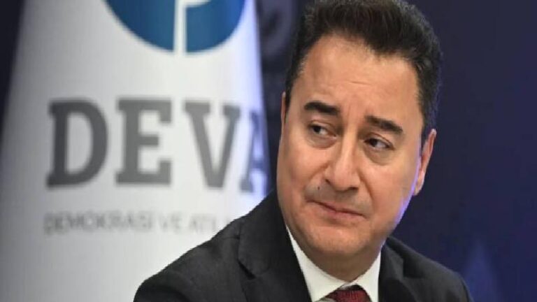 Ali Babacan’dan e-imza skandalına tepki: Başka ülkede olsa herkes istifa ederdi!