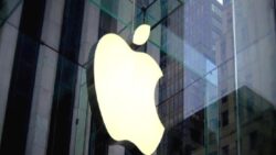 Apple ve Google’dan rekabet ihlali