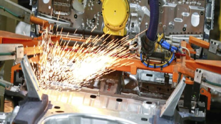 Euro Bölgesi’nde imalat göstergesi 3 yılın zirvesinde