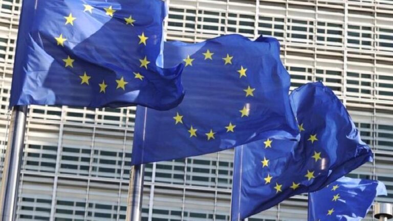 Euro Bölgesi’nde PMI 15 ayın zirvesinde