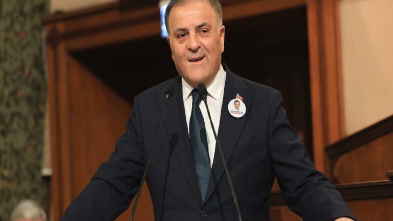 İBB Başkanvekili Nuri Aslan: Delikli taştan geçerken yaptığınız dualarda, zindanlarda esir tutulan Demirtaş’ı, İmamoğlu’nu eksik etmeyin