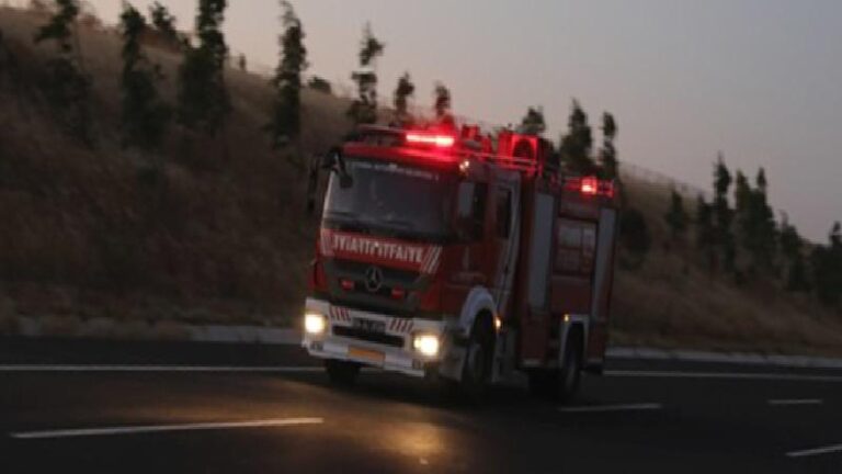 İBB’den Çanakkale’deki orman yangına müdahale çalışmalarına 50 personel ile 19 araç ve iş makinesi ile  destek