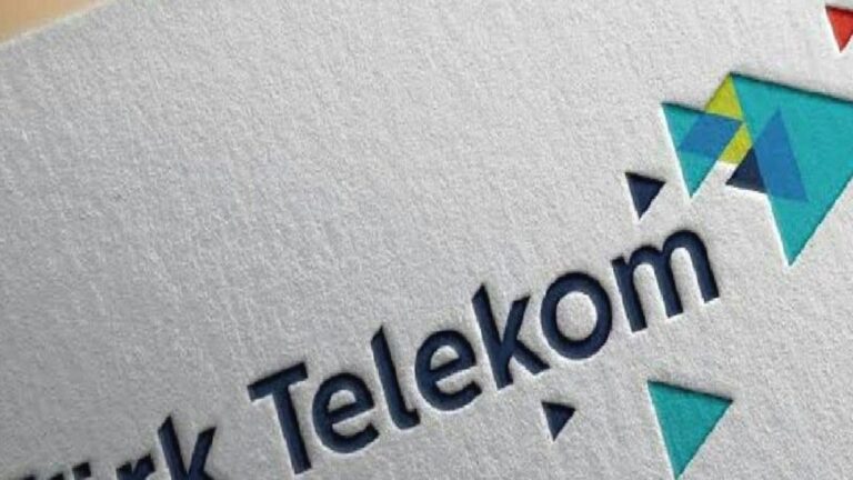 Nefes yazarı: Bir edebiyatçının Türk Telekom’a atanması ile milyarlarca dolarlık kamu varlığının ihalesiz devredilmesi arasındaki o görünmez bağ çok bariz değil mi?