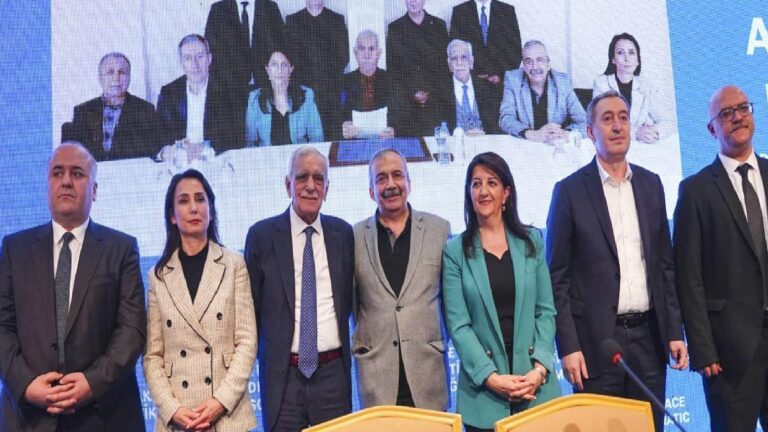 Öcalan’ın İmralı notları: Çözümün yüzde 95’i tamam, “Silah bırakmayın” diyen ülkeler var