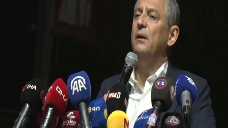 Özgür Özel: Bir çözüm gelecekse bir siyasi partinin lütfuyla değil; bu milletin barışa olan, kardeşliğe olan inancıyla gelecektir