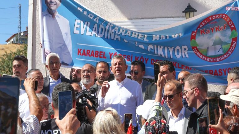 Özgür Özel, tutuklu Beyoğlu Belediye Başkanı İnan Güney’in memleketi Zara’yı ziyaret etti
